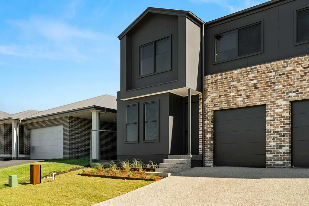 St Georges Basin 4બેડરૂમ Contemporary Coastal Living with Water Glimpses