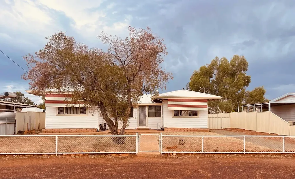 51 Oliver Street, Meekatharra, WA 6642