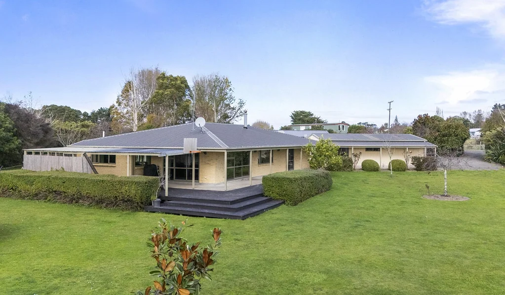 Halcombe 4房  Family stunner in Halcombe