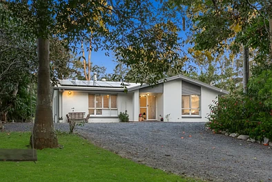 Narangba 4房 宽敞、私密、多功能，占地3,050平方米！ Space, Privacy & Versatility on an Expansive 3,050m2!
