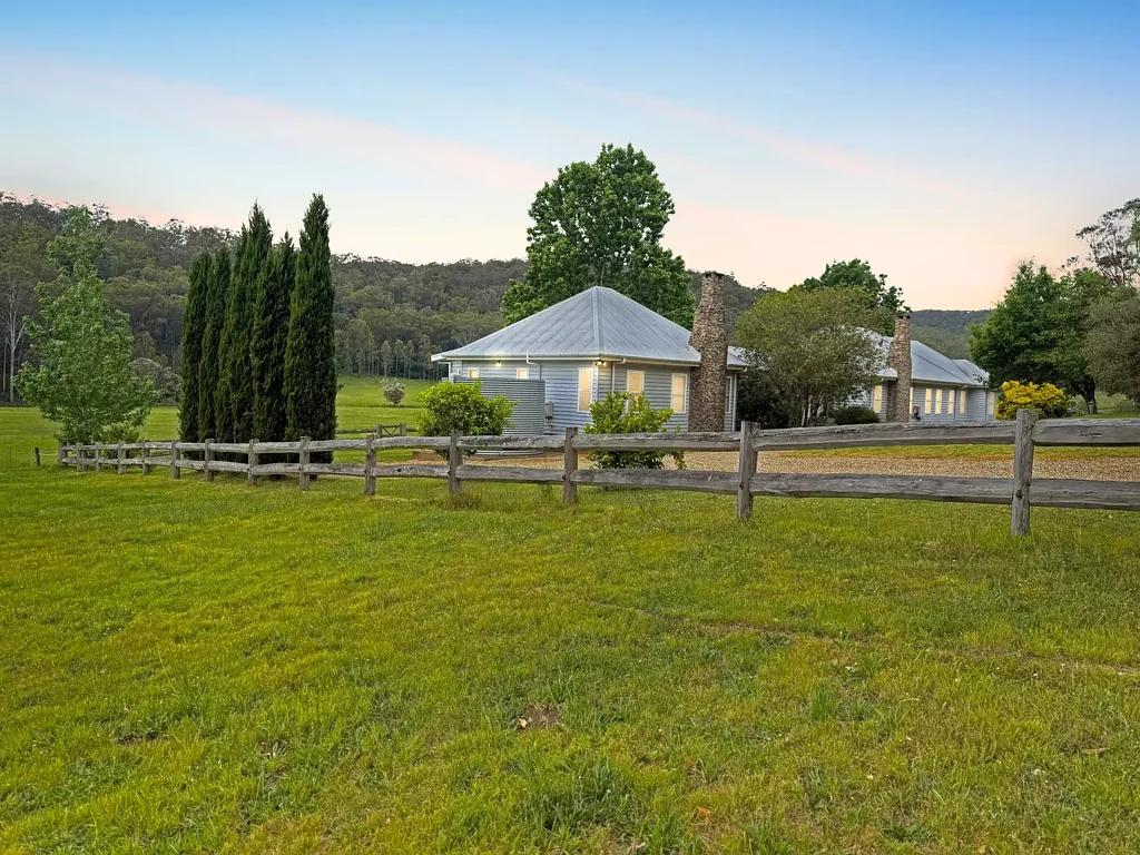 107 Narone Creek Road, Wollombi, NSW 2325