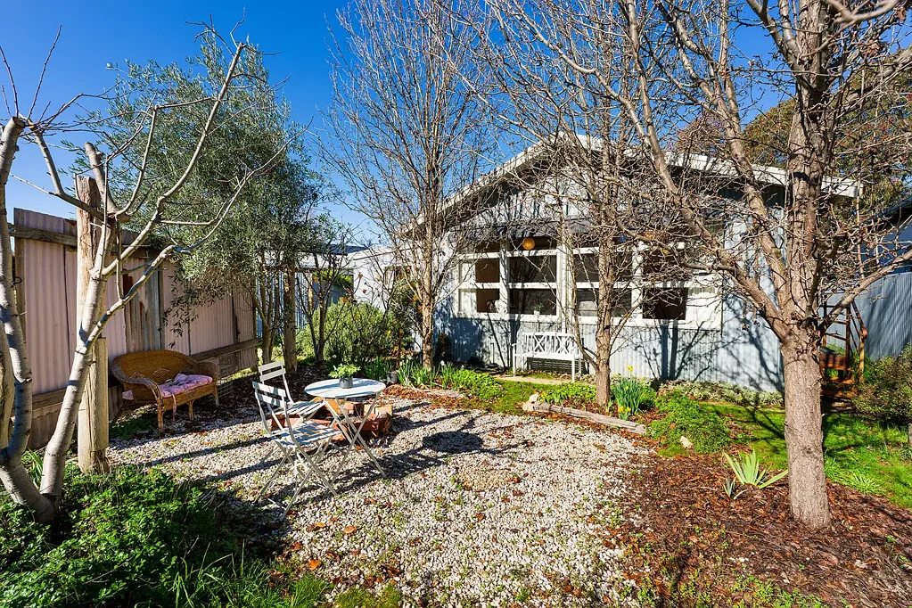 Campbells Creek 2房  Character, Creativity and a Sense of Community