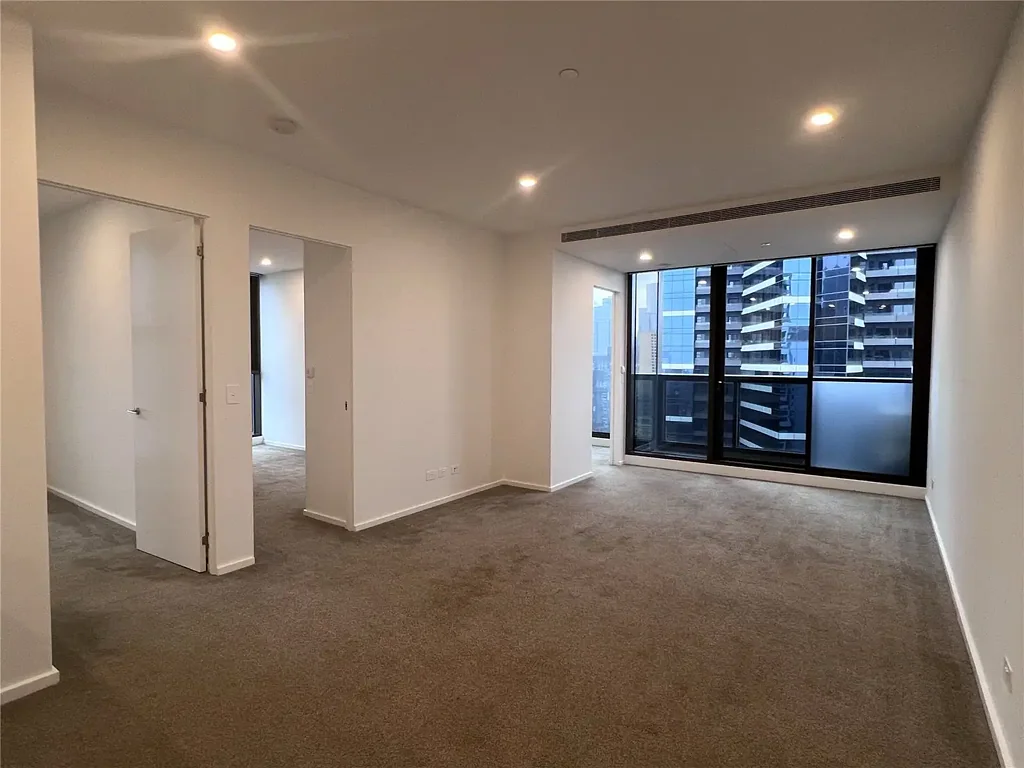 Spacious Corner Residence