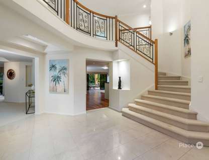 1 Mitchell Place, Parkinson, QLD 4115, 5 Bedrooms, 3 Bathrooms, House