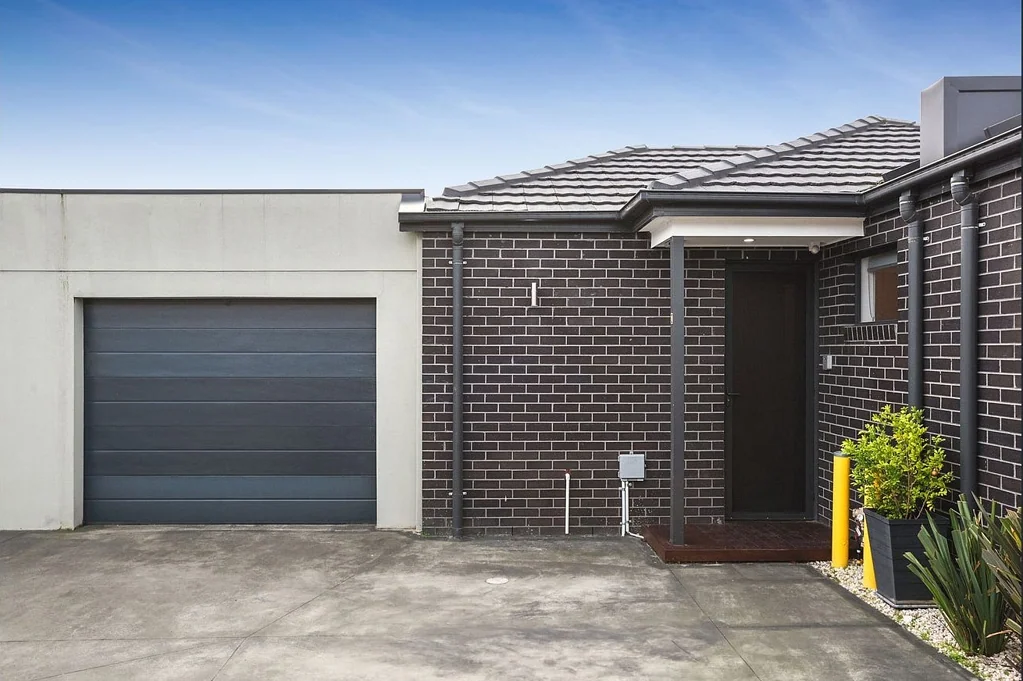 Modern, Low-Maintenance Living in a Prime Clayton Location
