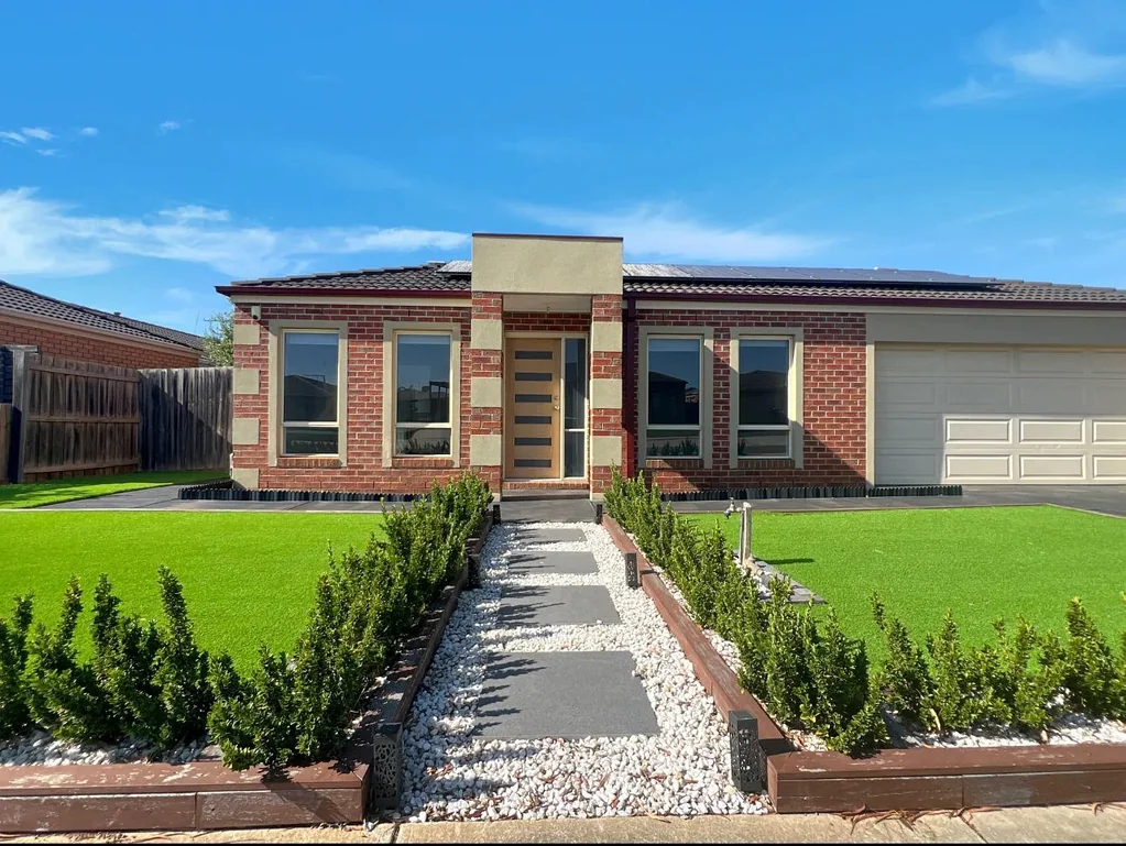 18 Spearfelt Street, Kurunjang, VIC 3337