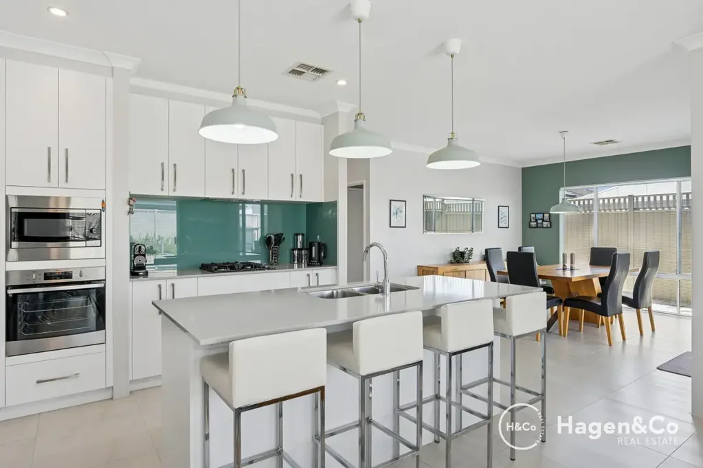 19 Wandering Way, Alkimos, WA 6038