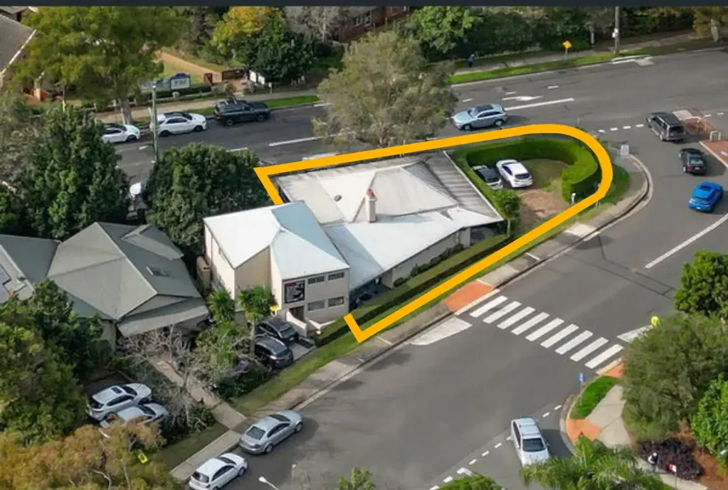 Mona Vale 5غرفة نوم Character-Filled Duplex In The Heart Of Mona Vale