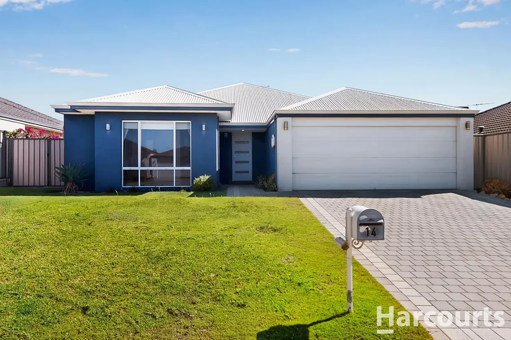 Spacious Family Living with Theatre & Alfresco Entertaining