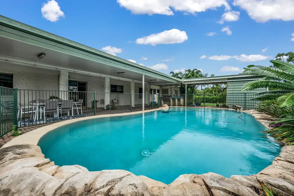 Alice River 4 Bedroom New Price!!! Unique & Charming Acreage Retreat!