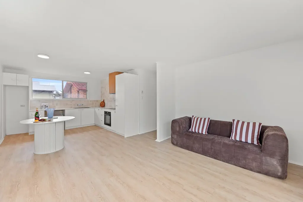 Labrador 3ਬੈੱਡਰੂਮ ONE STREET FROM THE BROADWATER-RENOVATED AND READY