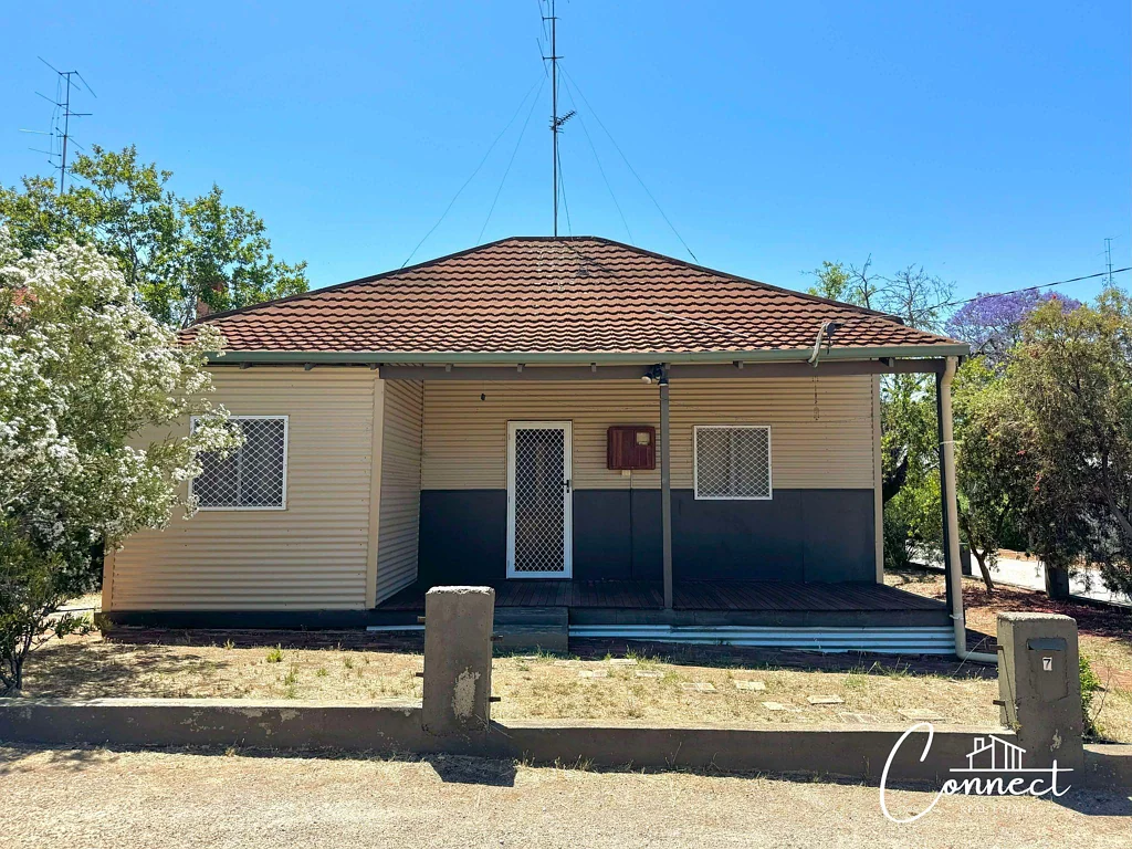 7 Stoke Avenue, Northam, WA 6401