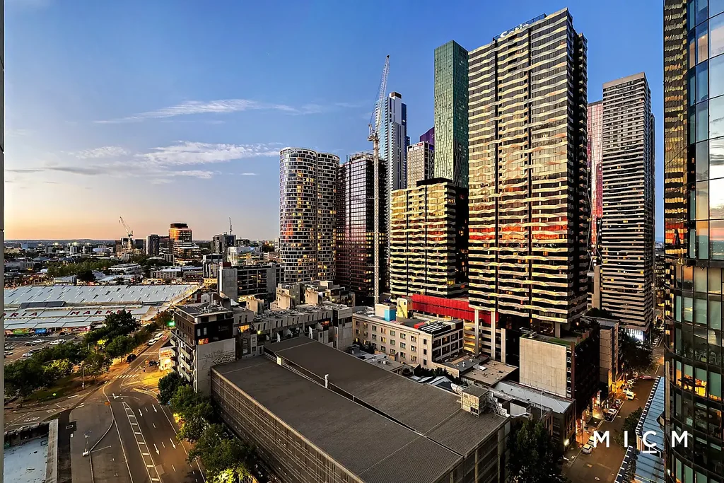 1907/181 A’Beckett Street, Melbourne, VIC 3000