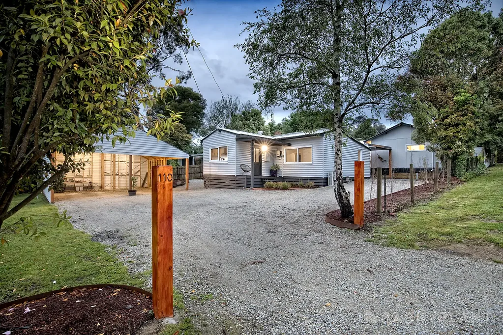 110 Woori Yallock Road, Cockatoo, VIC 3781