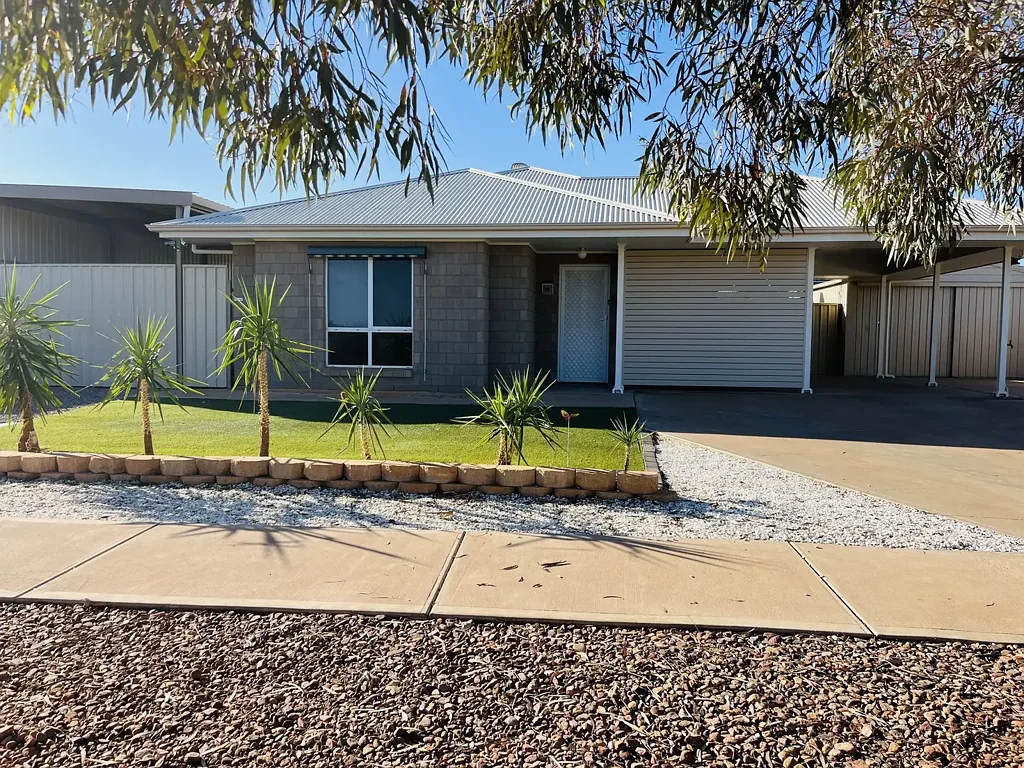 Roxby Downs 3房  PEACEFUL LIFESTYLE LIVING
