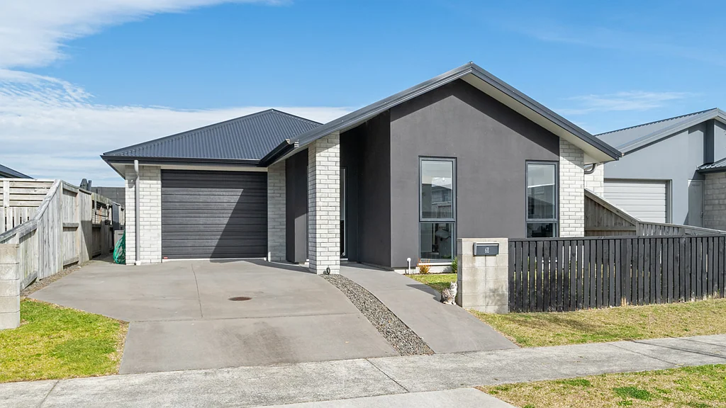 Papamoa 3房  Modern, practical, and move-in ready