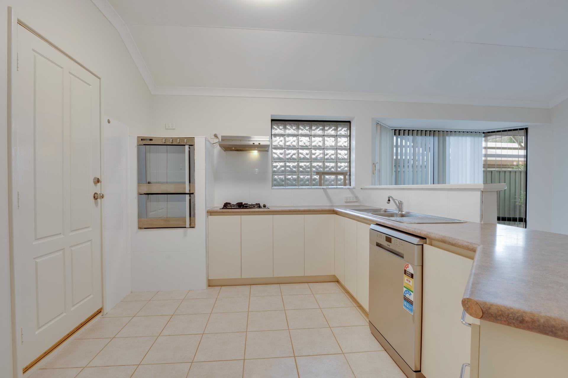 23 BARRETT ST, SOUTHERN RIVER WA 6110, 0 habitaciones, 0 baños, House