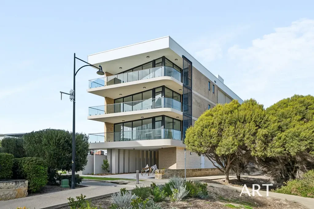 North Coogee 3ห้องนอน LIFE'S A BEACH!