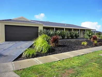 70 Lincoln Heath Boulevard, Point Cook, VIC 3030, 4房, 2浴, House
