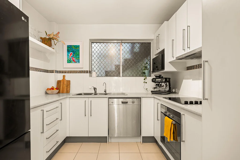 Wooloowin 2ਬੈੱਡਰੂਮ Boutique Living with Elevated Views in a Prized Pocket