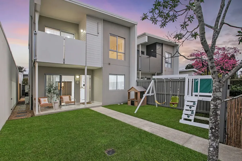Griffin 3Habitaciones Freestanding Townhouse, Immaculately Presented & Packed with Premium Upgrades
