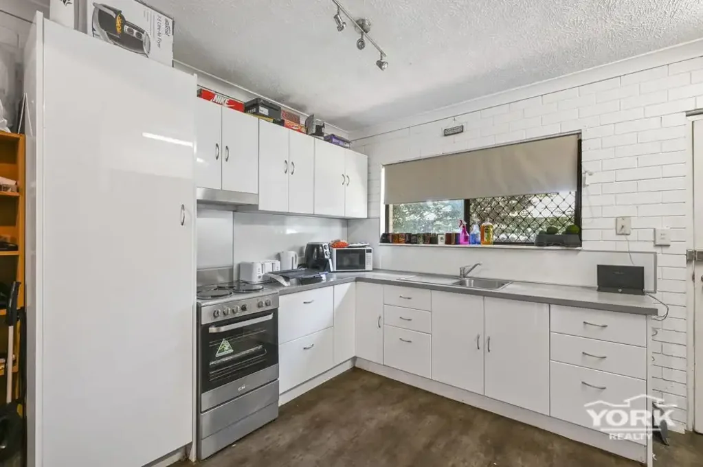 Newtown 2部屋 Charming Brick Unit in Prime Location - Comfort & Convenience Combined!