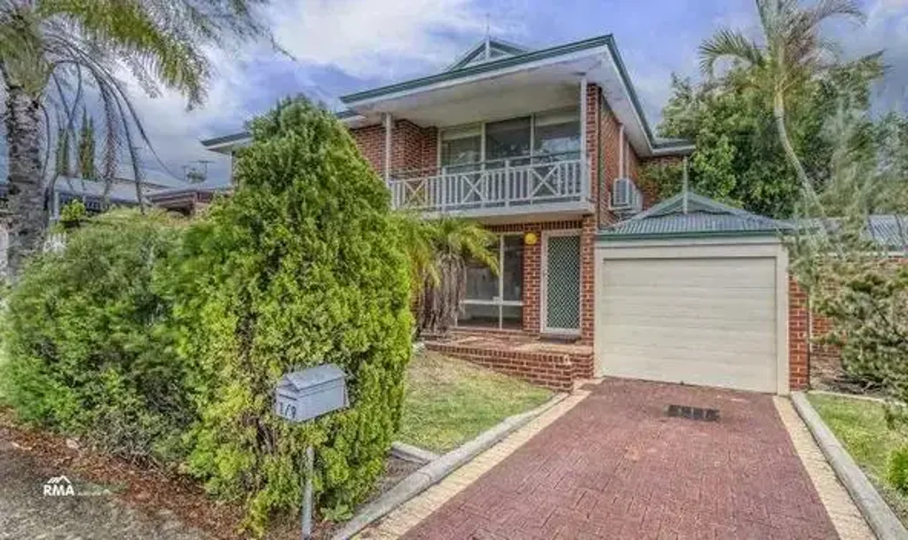 Excellent Federation-Style Townhouse