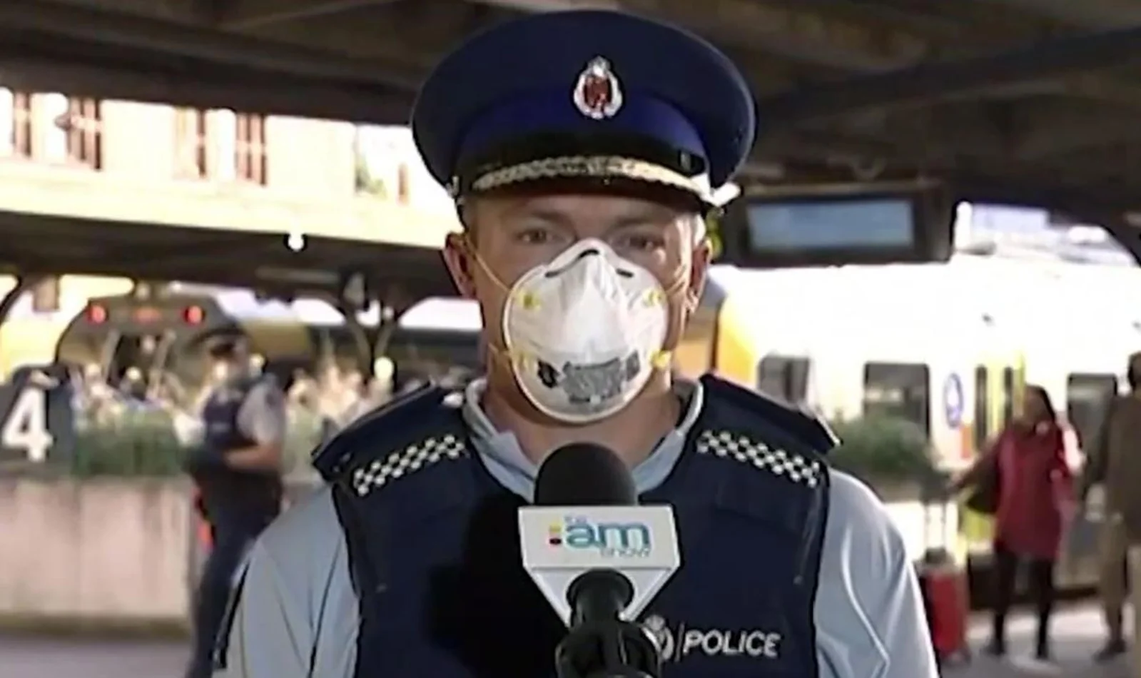 警方表示，最高罚款1000纽币！赶紧把口罩戴起来！