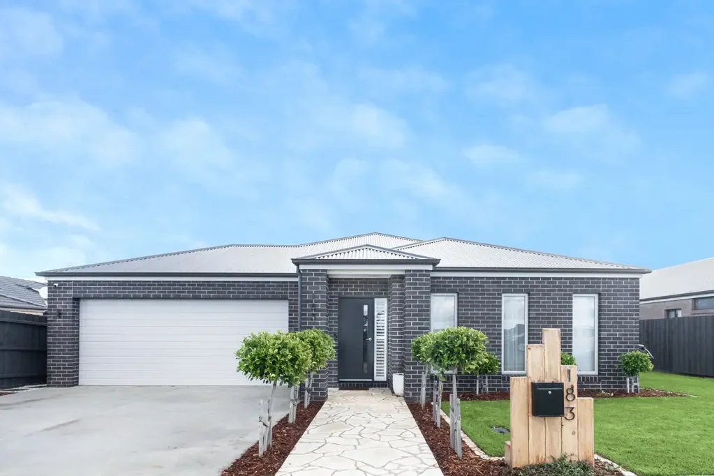 Warrnambool 3कमरा Stylish, Versatile & Ready to Work From Home