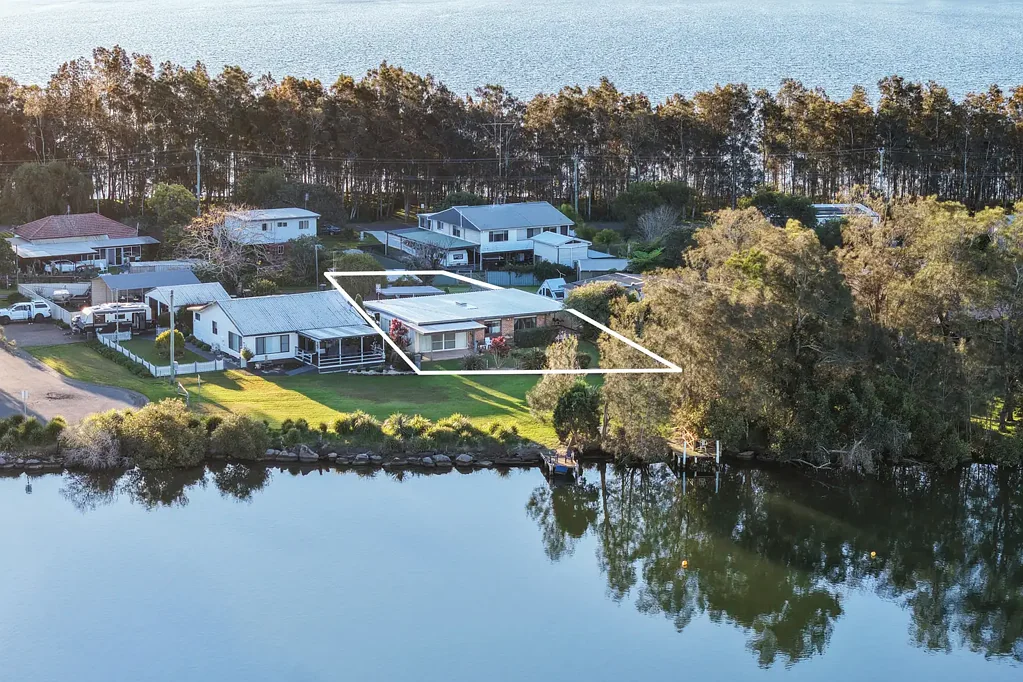 Dora Creek 2 Slaapkamer Waterfront reserve dual living