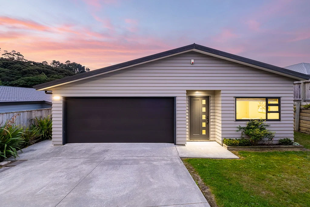 12 Moonsail Drive, Whitby, Porirua, Wellington