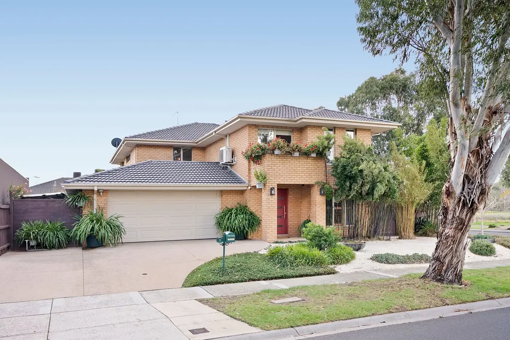 Lyndhurst 4 Bedroom A Contemporary Family Haven in the Heart of Marriott Waters
