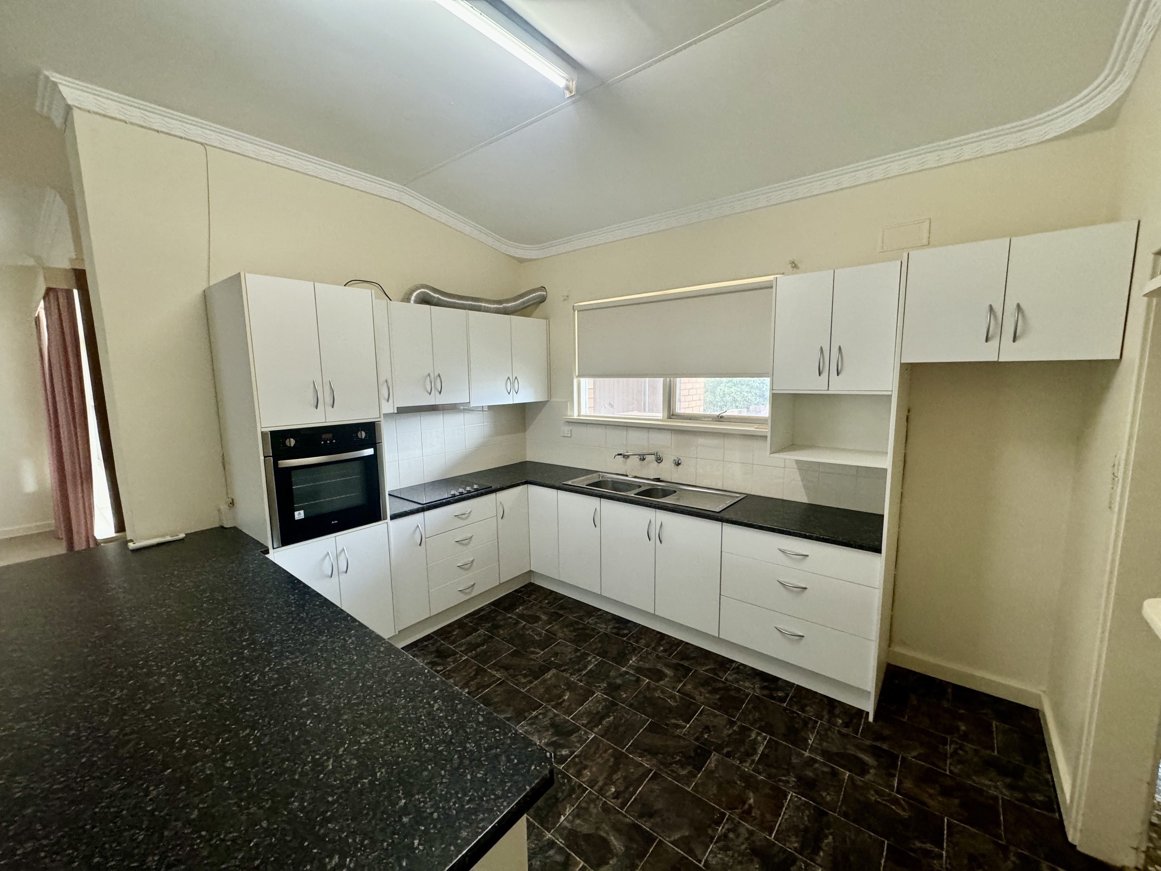 17 GUILFORD ST, CLARE SA 5453, 0 침실, 0 욕실, House