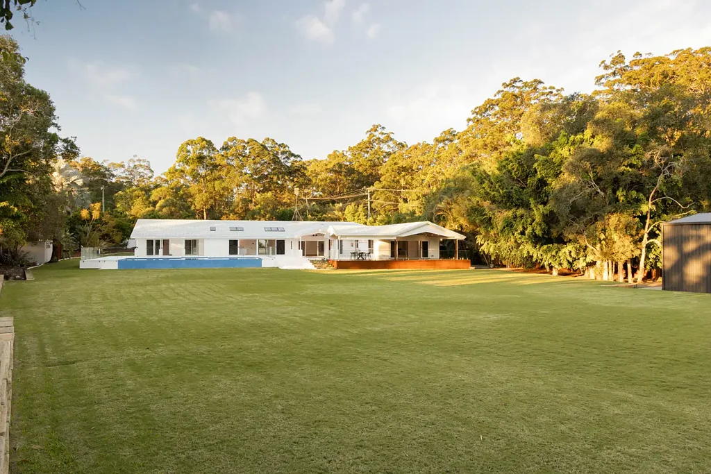 Buderim 5ਬੈੱਡਰੂਮ Expansive Entertainer in Elite Education Precinct