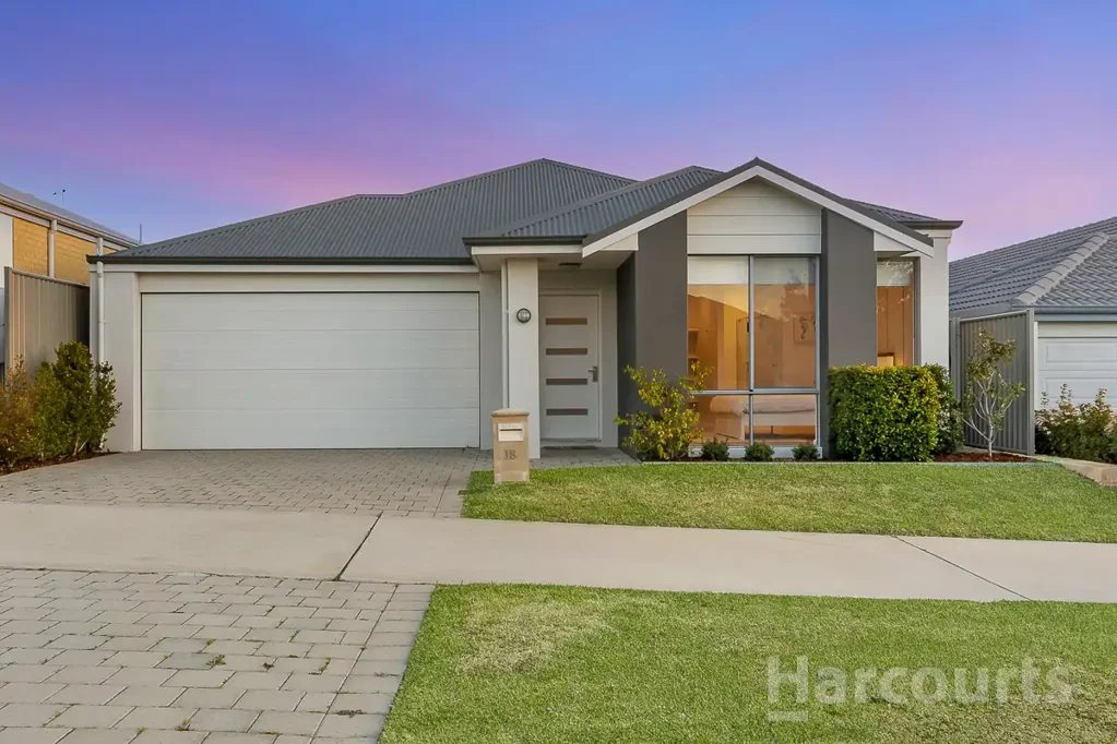 18 Icterine Road, Eglinton, WA 6034