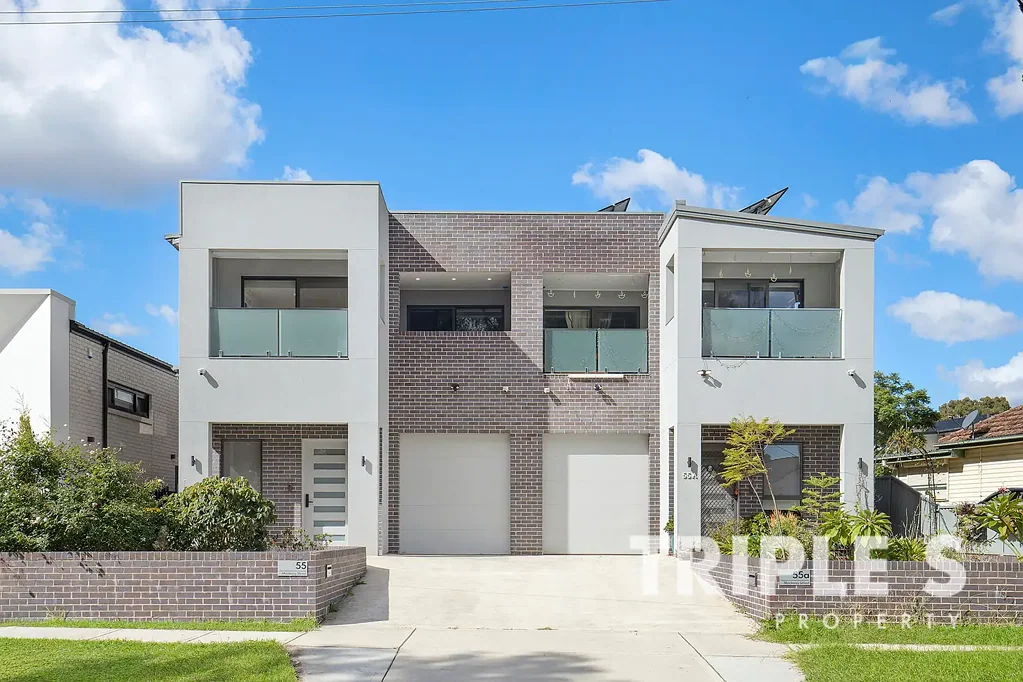 South Wentworthville 6房 宽敞六卧复式 354平米土地 公园正对面 设计师厨房 步行学校商圈 Park-Facing Location, Contemporary Design, and a Lifestyle of Convenience