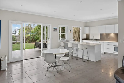 Kusina - 65 Waldheim Street, Annerley, QLD 4103