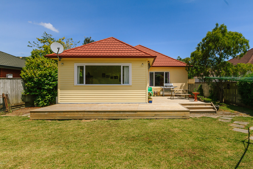 19 Roberts Saint Epuni, Epuni