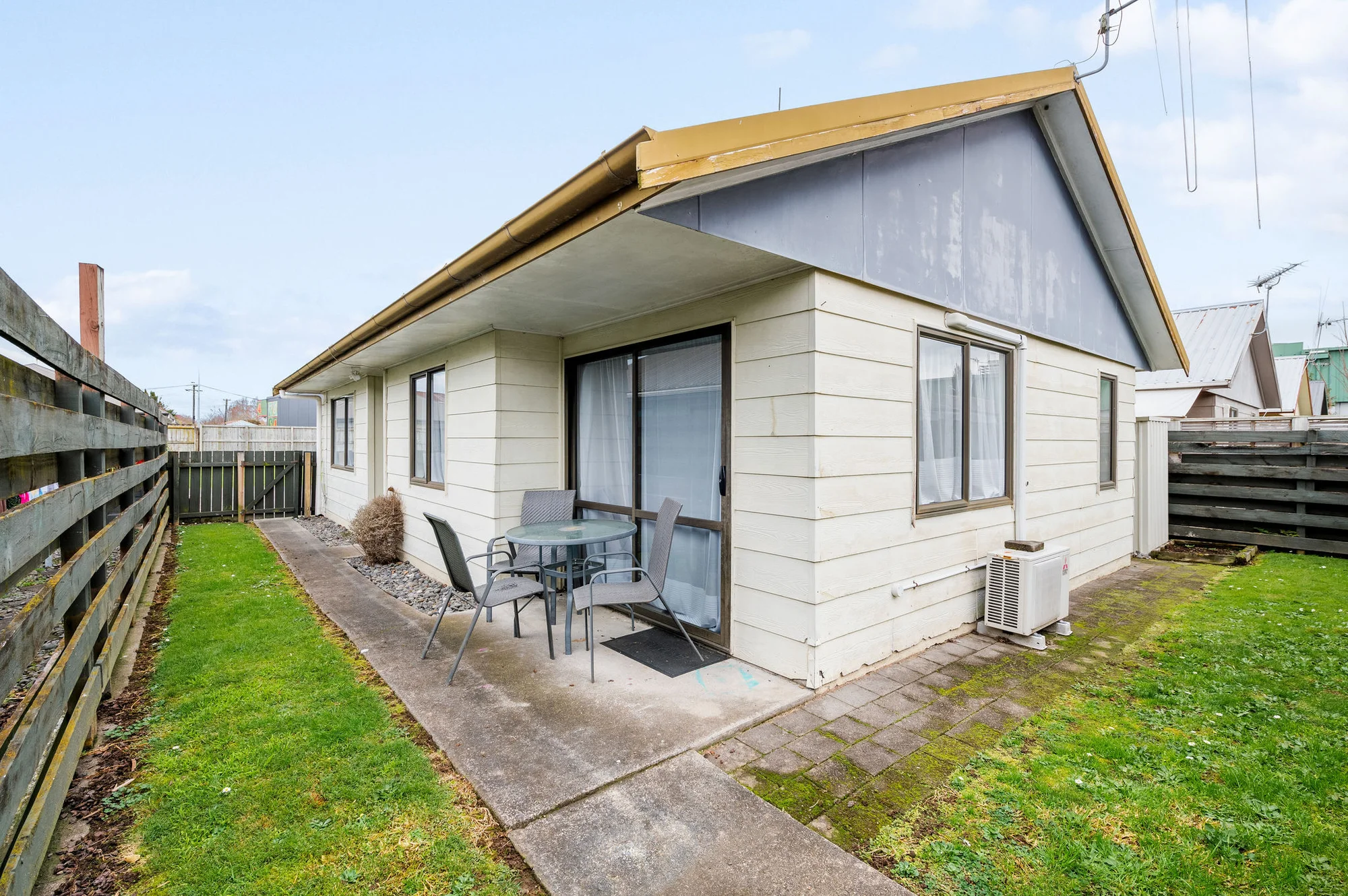 Hamilton East 2Habitaciones Secure Income In A Prime University Location