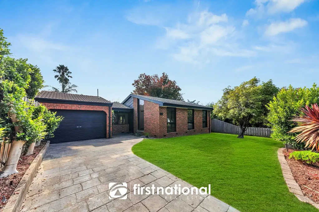 Narre Warren 3Phòng ngủ Fantastic Property, Fantastic Position, Fantastic Opportunity - " Owners Said Sell "