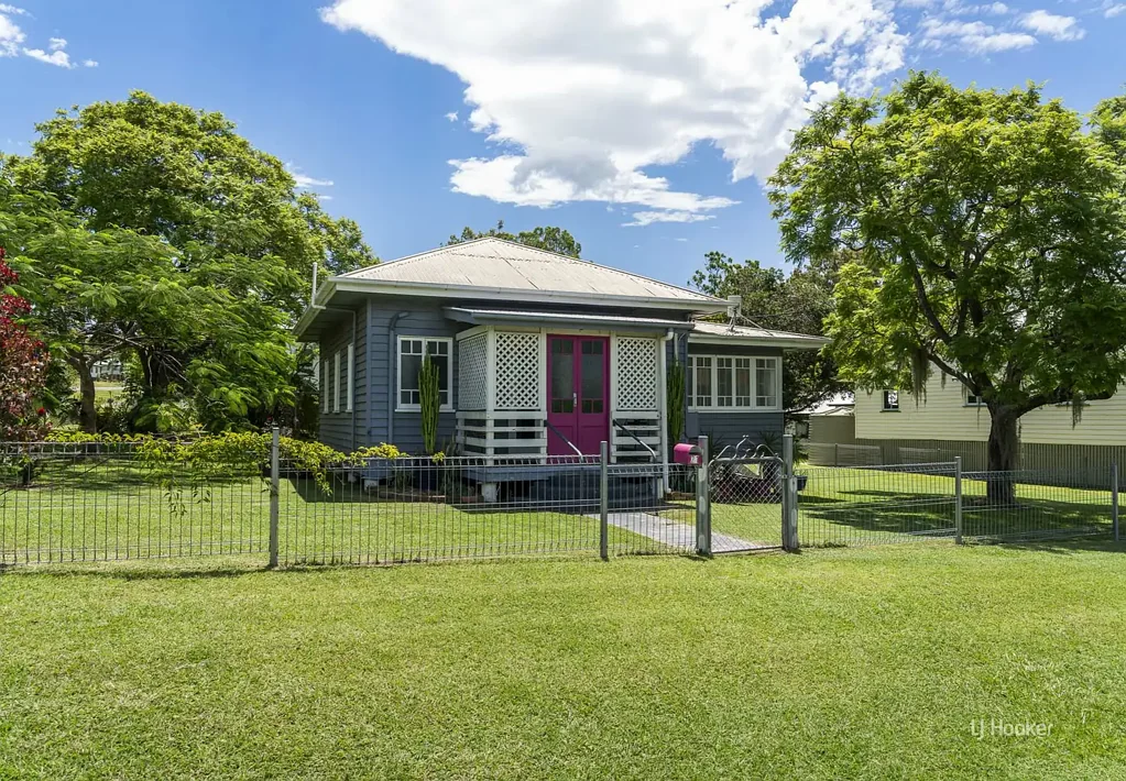 Toogoolawah 1침실 Charming Country Cottage on a Spacious 890m² Corner Block - Viewing by appo