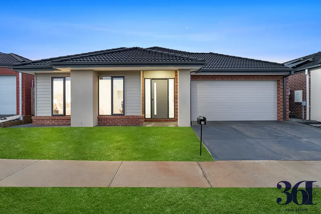 Tarneit 4 Bedroom STUNNING MODERN LIVING WITH FLAWLESS LUXURY!!!