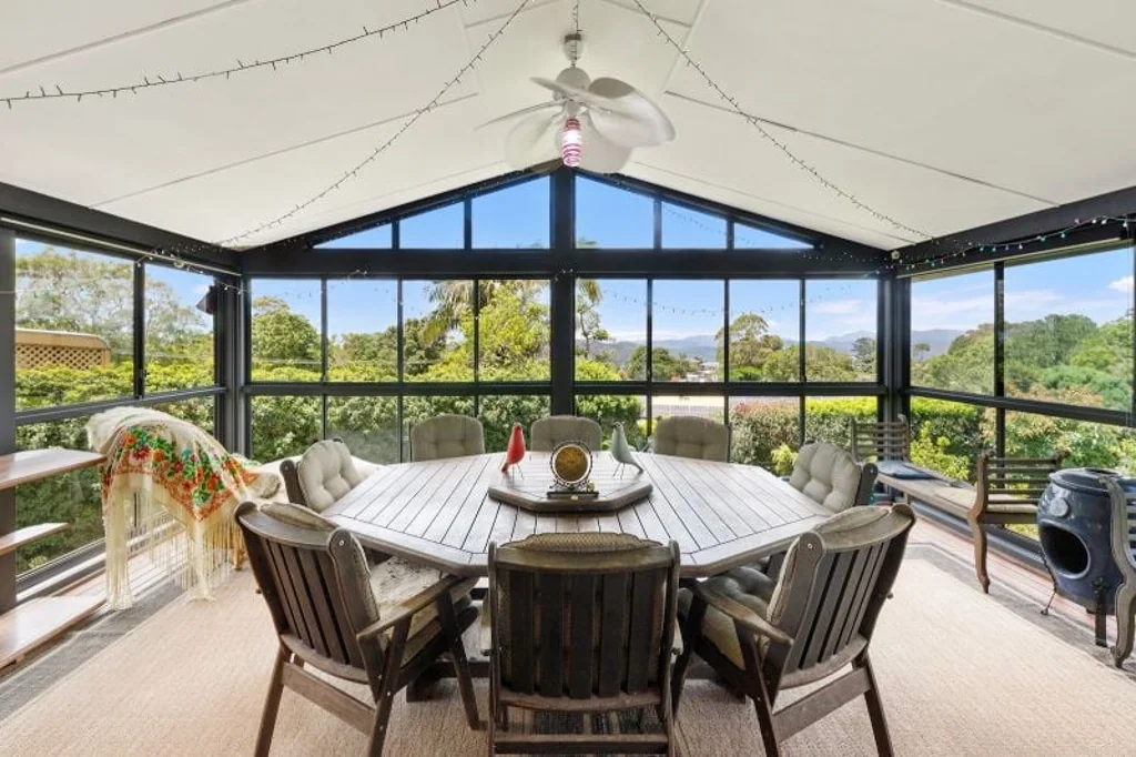 Tamborine Mountain 4ห้องนอน Mountain Home with views to Mt Warning