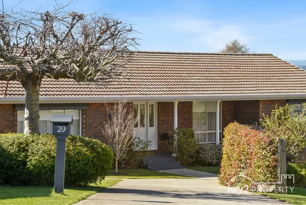 Norwood 4ਬੈੱਡਰੂਮ A Family Home with Space and Comfort