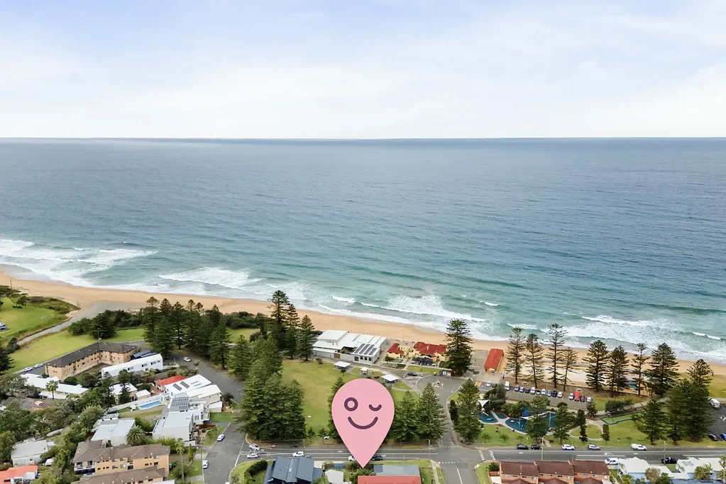 Thirroul 3房 历史珍品住宅 610㎡阔地 海滨瑰宝 时期特色魅力 步行即达海滩&公园 Bluechip