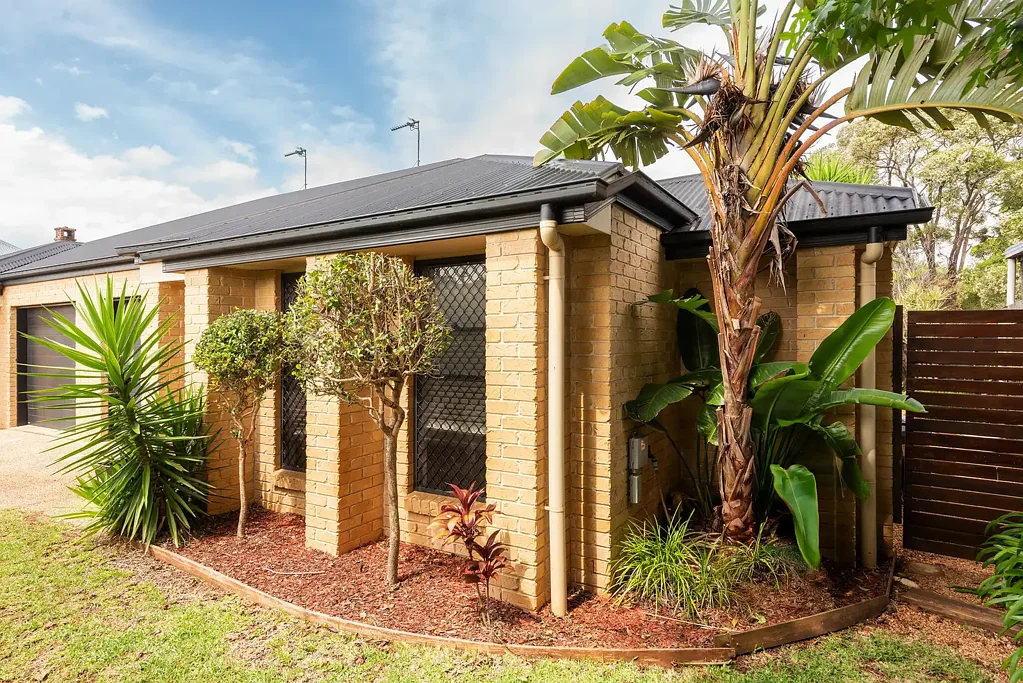Unit 2/2A Empress St, Centenary Heights, QLD 4350