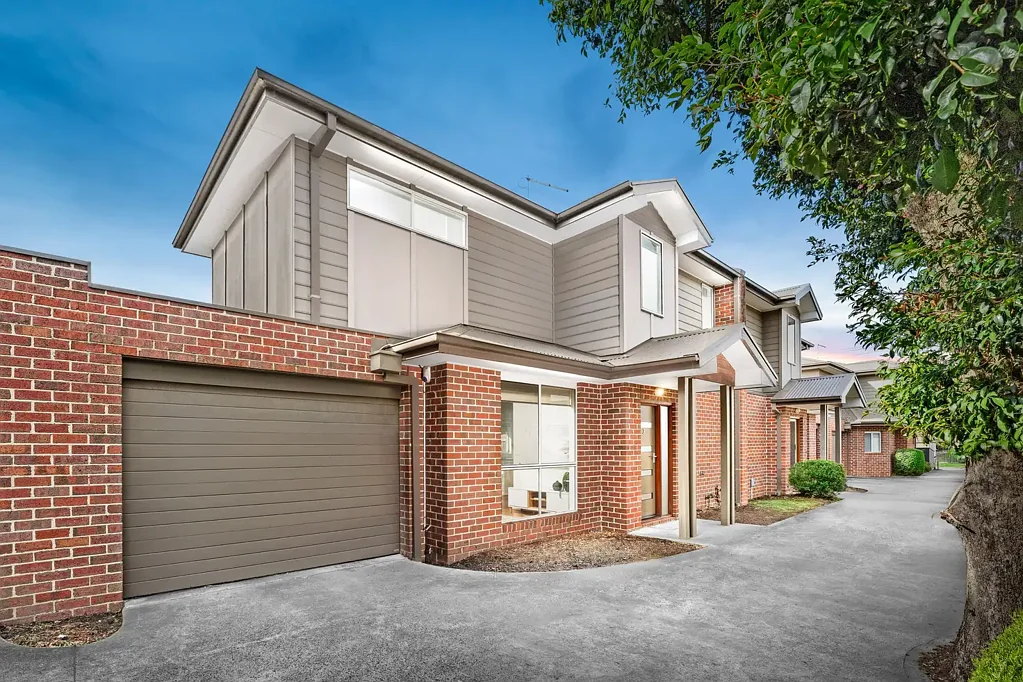 Heidelberg Heights 2房  Impressive Space in a Prime Location
