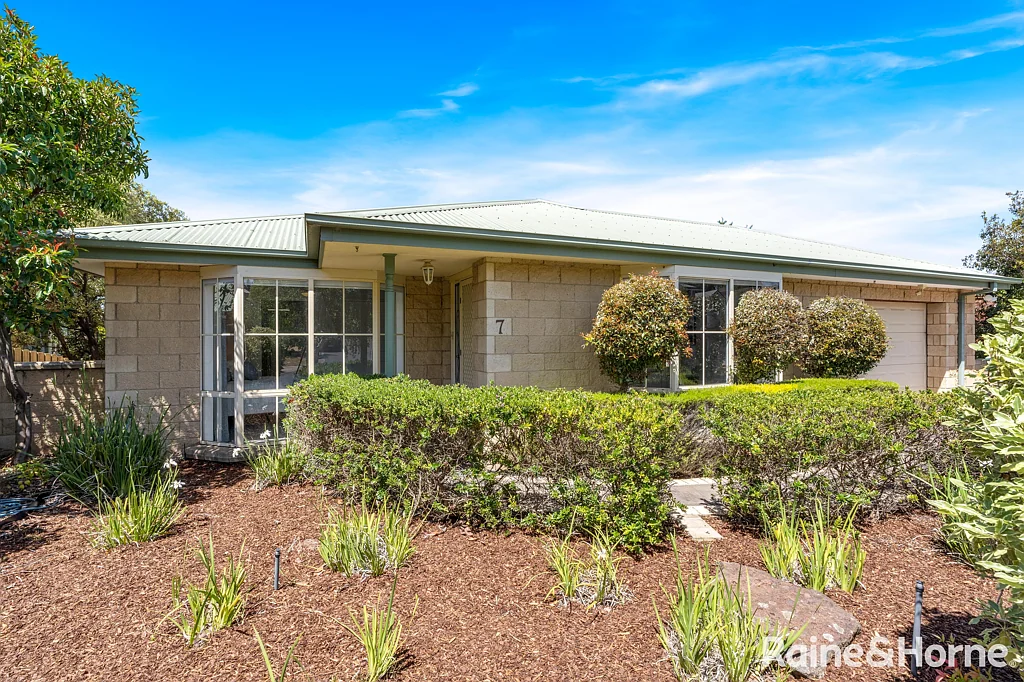 7 Rees Road, Sunbury, VIC 3429
