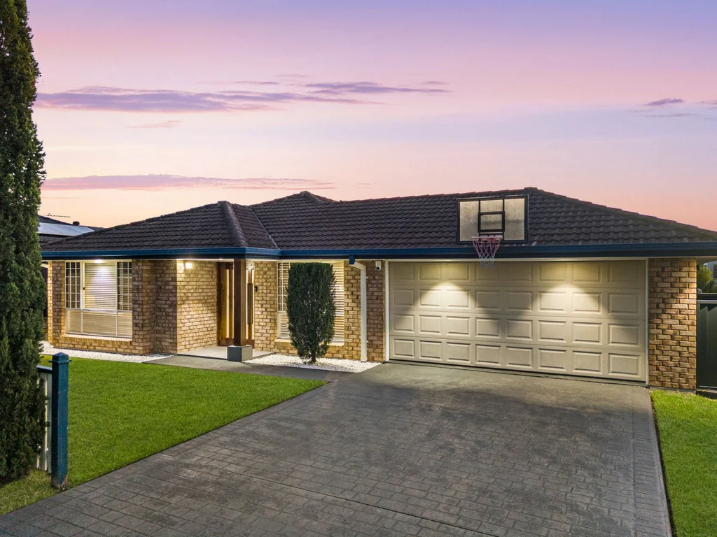 Parkinson 4Habitaciones A Home That Feels Like a Dream - Luxuriously Renovated & Ready to Move In