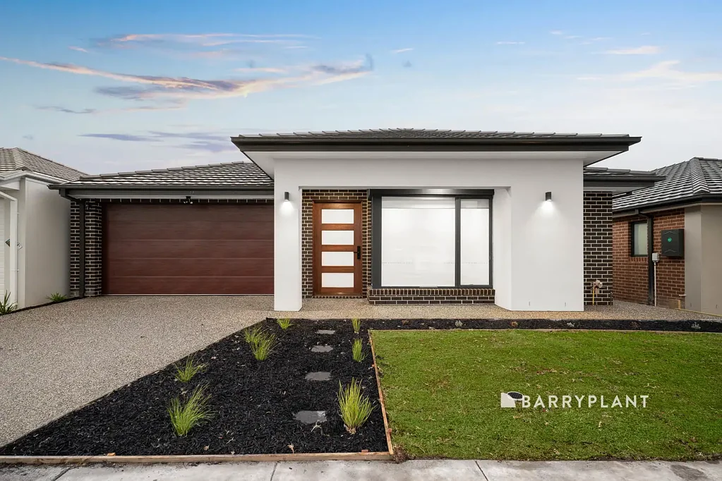 Nar Nar Goon 4Phòng ngủ BRAND NEW | RIDGELEA ESTATE (PAKENHAM EAST)